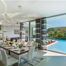 5 bedroom villa with heated infinity pool and sea views near Milna, Brac Island, sleeps 10